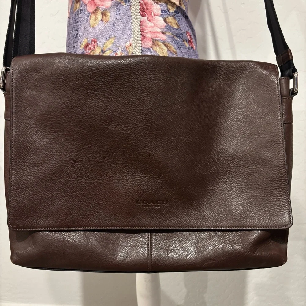 Coach pebbled leather messenger bag
